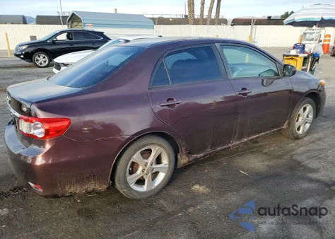 2013 Toyota Corolla Base z USA, uszkodzony, nr VIN 2T1BU4EE7DC084791